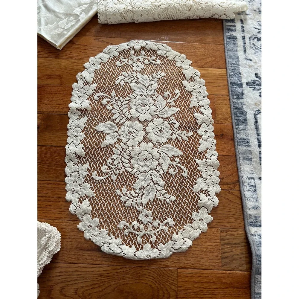 Vintage Lace Linens Lot Embroidered Napkins Crochet Doilies Floral Table Runner